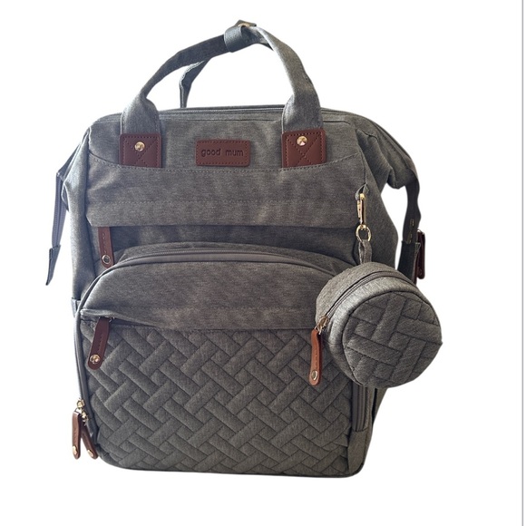 Good Mum Waterproof/USB Diaper Changing Backpack NWOT - Picture 4 of 12